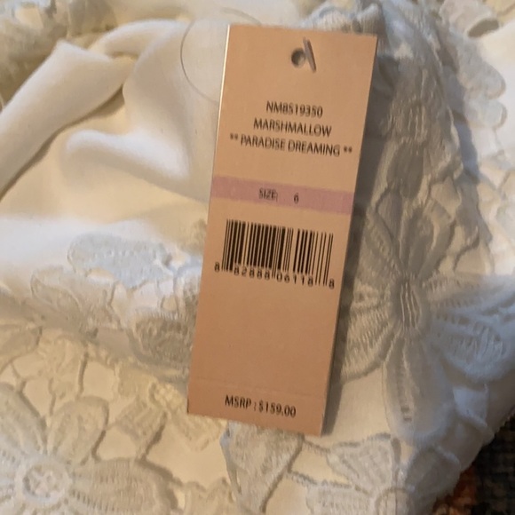 Nanette Nanette Lepore gorgeous dress - Picture 3 of 4